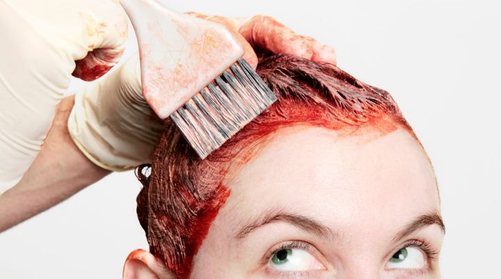 Dyeing your hair at home does not have to be hard.