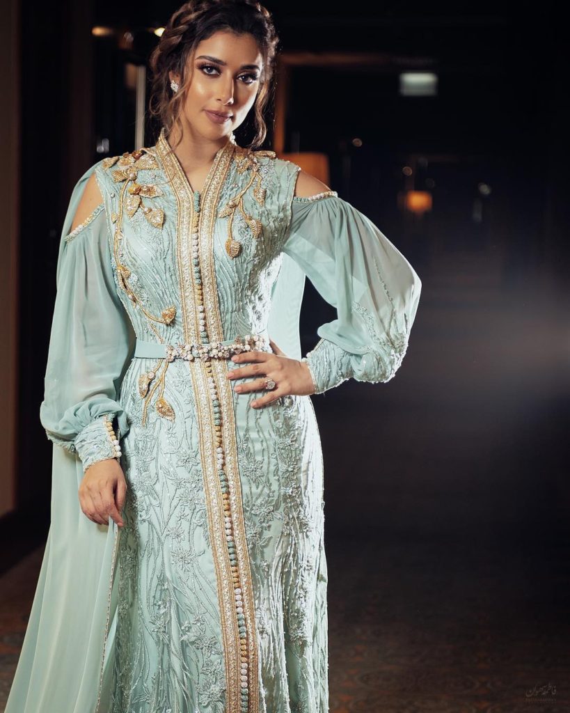 high v-neck kaftan dress